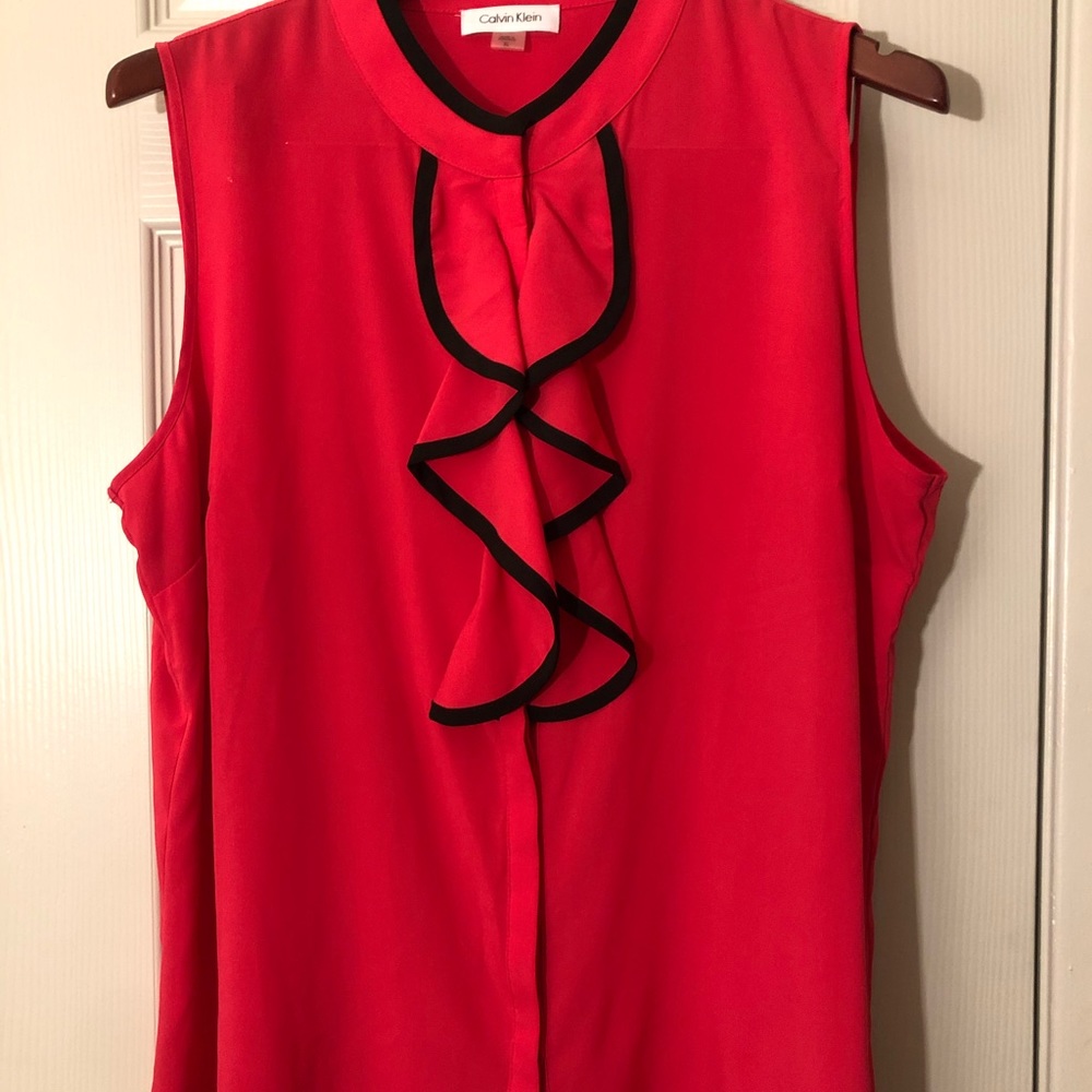 Sleeveless Ruffle Top - Picture 5 of 6